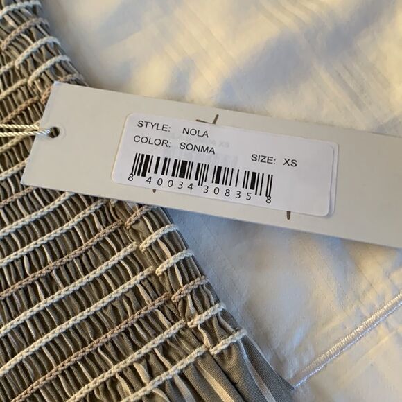 Petersyn gray/white cropped top with shoulder ties Nola style Size XS NWT - Picture 6 of 6